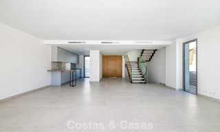 Luxueuse villa jumelée à vendre à proximité des commodités à Guadalmina Golf et San Pedro centre, Marbella 797174 