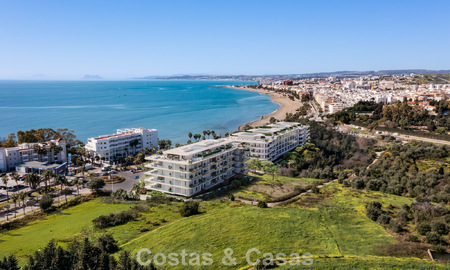 Lancement! Appartements de luxe avant-gardistes à vendre avec vue sur la mer, à deux pas de la plage et de la promenade à Estepona 797196