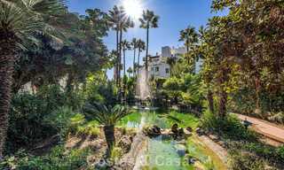 Appartement élégant entièrement rénové à vendre à distance de marche de la plage sur la New Golden Mile entre Marbella et Estepona 797232 