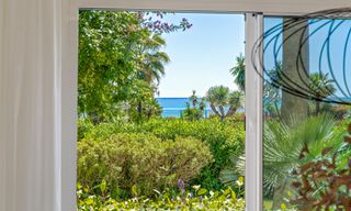 Appartement élégant entièrement rénové à vendre à distance de marche de la plage sur la New Golden Mile entre Marbella et Estepona 797258 