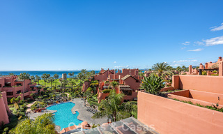 Penthouse à vendre dans un complexe cinq étoiles en première ligne de plage sur la New Golden Mile entre Marbella et Estepona 797268 