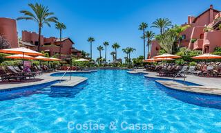 Penthouse à vendre dans un complexe cinq étoiles en première ligne de plage sur la New Golden Mile entre Marbella et Estepona 797297 