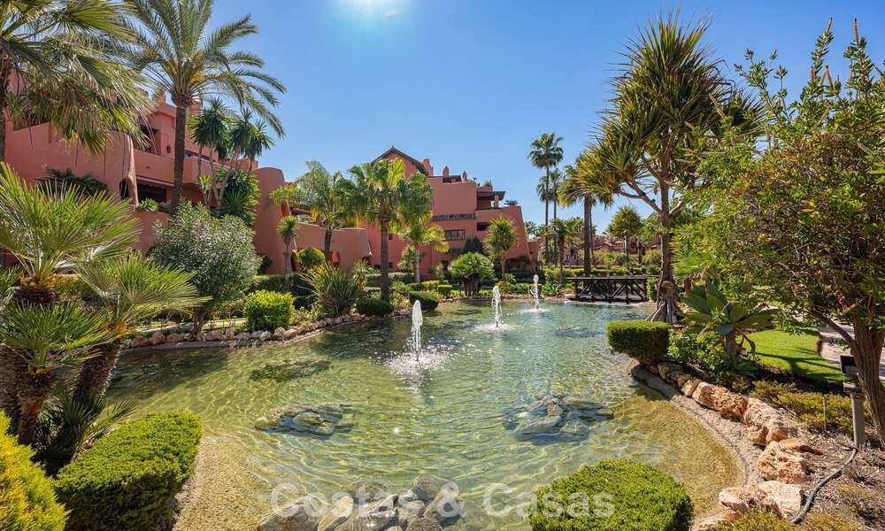 Penthouse à vendre dans un complexe cinq étoiles en première ligne de plage sur la New Golden Mile entre Marbella et Estepona 797735