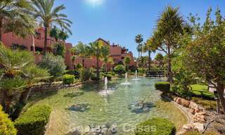 Penthouse à vendre dans un complexe cinq étoiles en première ligne de plage sur la New Golden Mile entre Marbella et Estepona 797735 