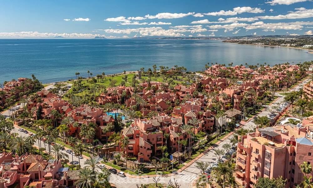 Penthouse à vendre dans un complexe cinq étoiles en première ligne de plage sur la New Golden Mile entre Marbella et Estepona 797736