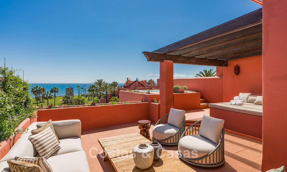 Penthouse à vendre dans un complexe cinq étoiles en première ligne de plage sur la New Golden Mile entre Marbella et Estepona 797740