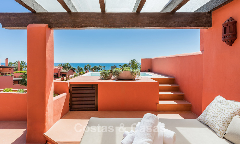 Penthouse à vendre dans un complexe cinq étoiles en première ligne de plage sur la New Golden Mile entre Marbella et Estepona 797743