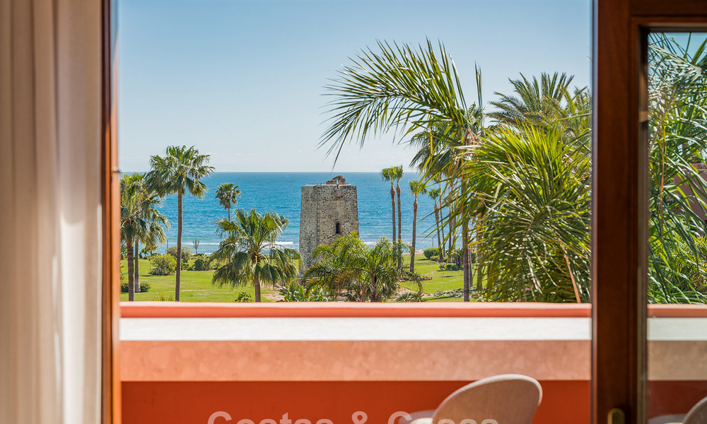 Penthouse à vendre dans un complexe cinq étoiles en première ligne de plage sur la New Golden Mile entre Marbella et Estepona 797744