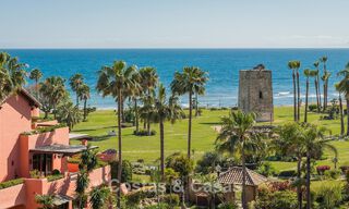 Penthouse à vendre dans un complexe cinq étoiles en première ligne de plage sur la New Golden Mile entre Marbella et Estepona 797745 