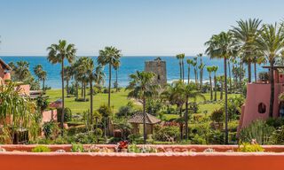 Penthouse à vendre dans un complexe cinq étoiles en première ligne de plage sur la New Golden Mile entre Marbella et Estepona 797746 