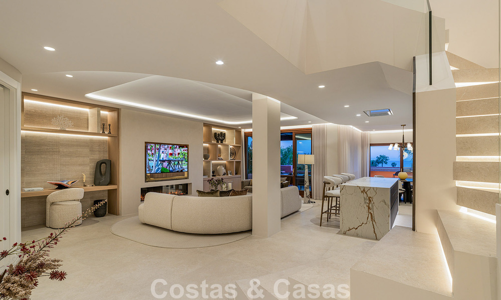 Penthouse à vendre dans un complexe cinq étoiles en première ligne de plage sur la New Golden Mile entre Marbella et Estepona 797777