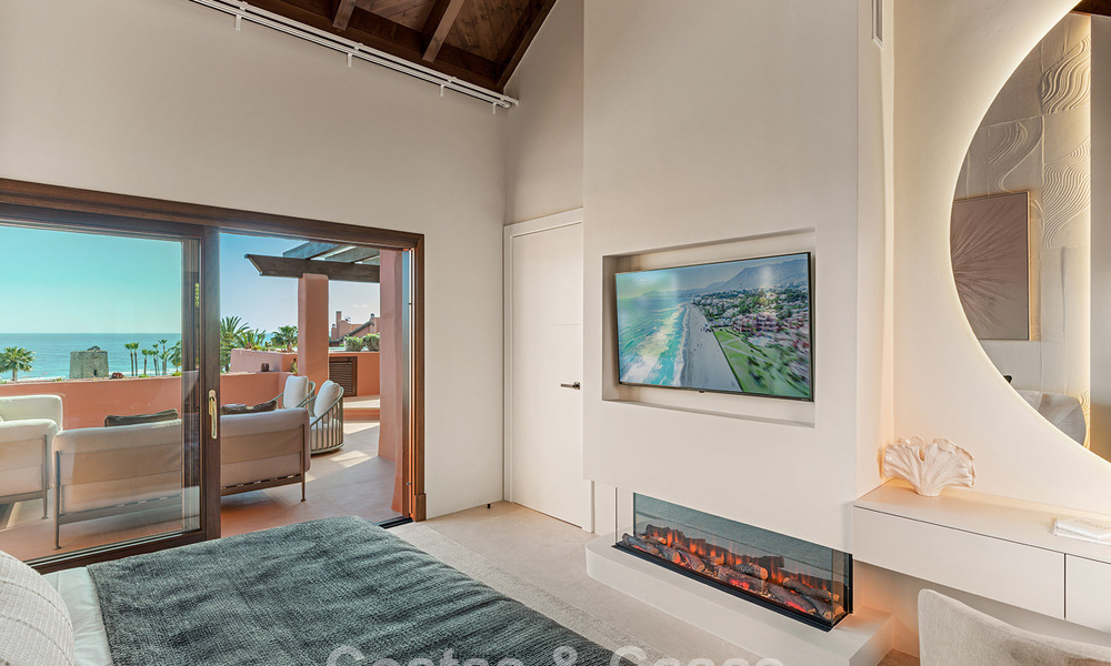 Penthouse à vendre dans un complexe cinq étoiles en première ligne de plage sur la New Golden Mile entre Marbella et Estepona 797793