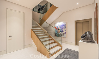 Villa de luxe sophistiquée à vendre dans un domaine fermé et exclusif sur le Golden Mile de Marbella 798021 