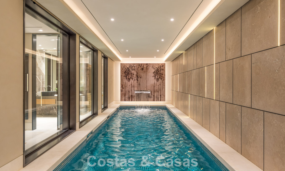 Villa de luxe sophistiquée à vendre dans un domaine fermé et exclusif sur le Golden Mile de Marbella 798026