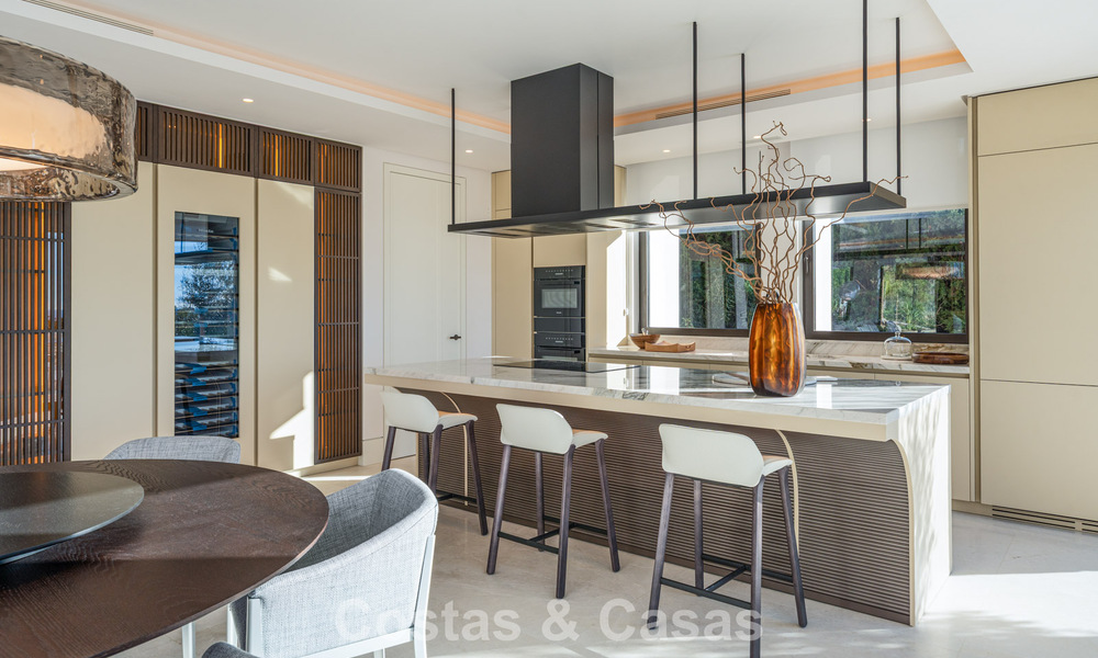 Villa de luxe sophistiquée à vendre dans un domaine fermé et exclusif sur le Golden Mile de Marbella 798027