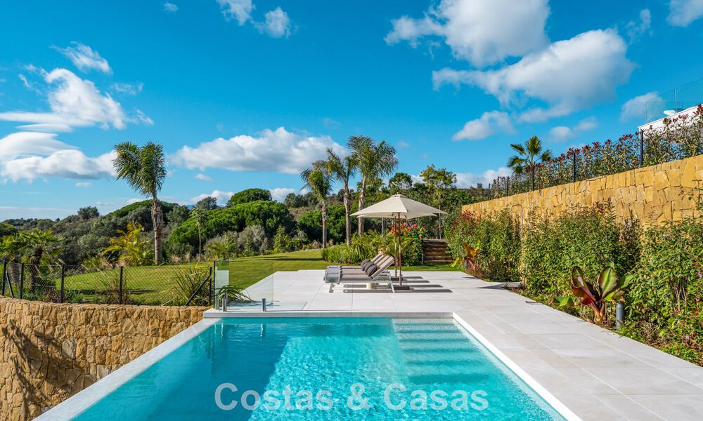 Villa de luxe sophistiquée à vendre dans un domaine fermé et exclusif sur le Golden Mile de Marbella 798033