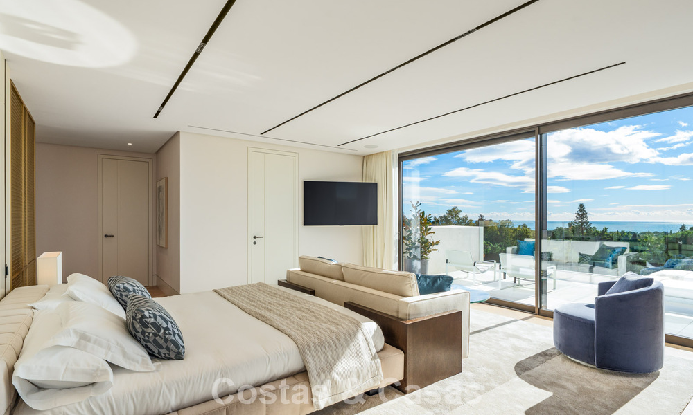 Villa de luxe sophistiquée à vendre dans un domaine fermé et exclusif sur le Golden Mile de Marbella 798037