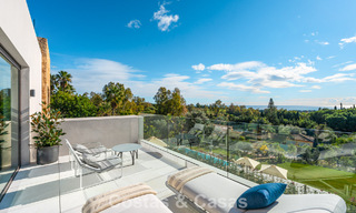 Villa de luxe sophistiquée à vendre dans un domaine fermé et exclusif sur le Golden Mile de Marbella 798038 