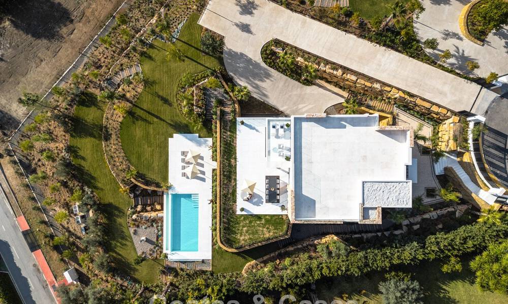 Villa de luxe sophistiquée à vendre dans un domaine fermé et exclusif sur le Golden Mile de Marbella 798041