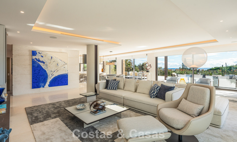 Villa de luxe sophistiquée à vendre dans un domaine fermé et exclusif sur le Golden Mile de Marbella 798044