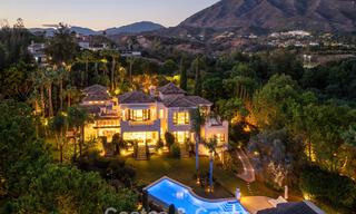 Villa de luxe espagnole remarquable à vendre dans une oasis de verdure sur le Golden Mile de Marbella 798172 