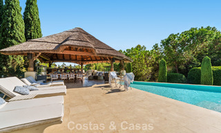 Villa de luxe espagnole remarquable à vendre dans une oasis de verdure sur le Golden Mile de Marbella 798206 