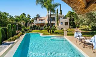 Villa de luxe espagnole remarquable à vendre dans une oasis de verdure sur le Golden Mile de Marbella 798208 