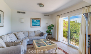 Villa exclusive de style méditerranéen à vendre sur un vaste terrain à Marbella - Benahavís 797065 