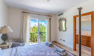 Villa exclusive de style méditerranéen à vendre sur un vaste terrain à Marbella - Benahavís 797070 