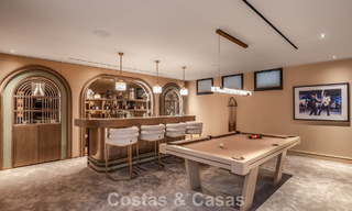 Villa de luxe exclusive avec spectaculaire piscine intérieure à vendre à Nueva Andalucía, Marbella 798061 