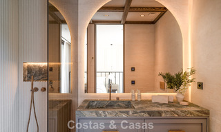Villa de luxe exclusive avec spectaculaire piscine intérieure à vendre à Nueva Andalucía, Marbella 798067 