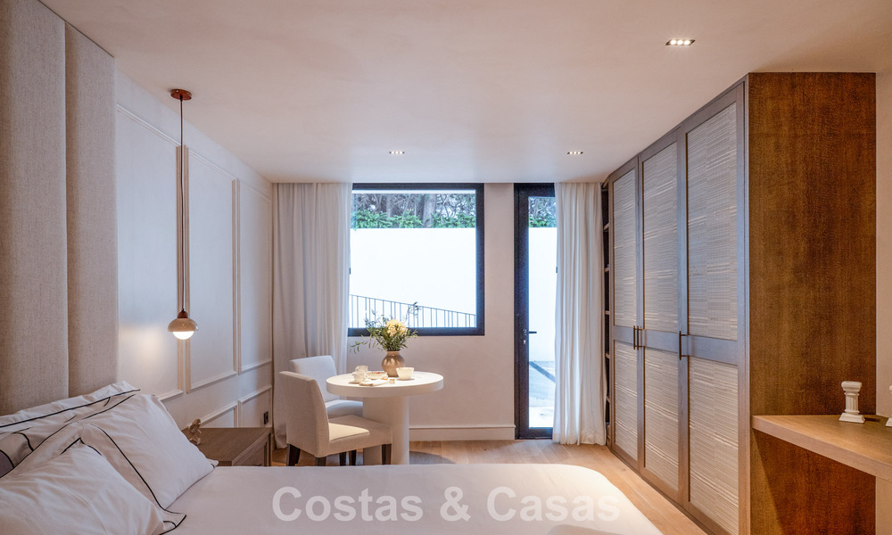 Villa de luxe exclusive avec spectaculaire piscine intérieure à vendre à Nueva Andalucía, Marbella 798068