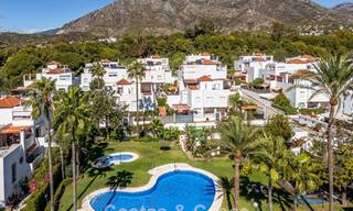 Maison rénovée à vendre sur le Golden Mile, à distance de marche de la plage et de Puente Romano, Marbella 797306 