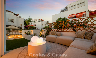 Maison rénovée à vendre sur le Golden Mile, à distance de marche de la plage et de Puente Romano, Marbella 797308 