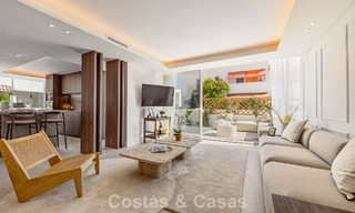 Maison rénovée à vendre sur le Golden Mile, à distance de marche de la plage et de Puente Romano, Marbella 797321 