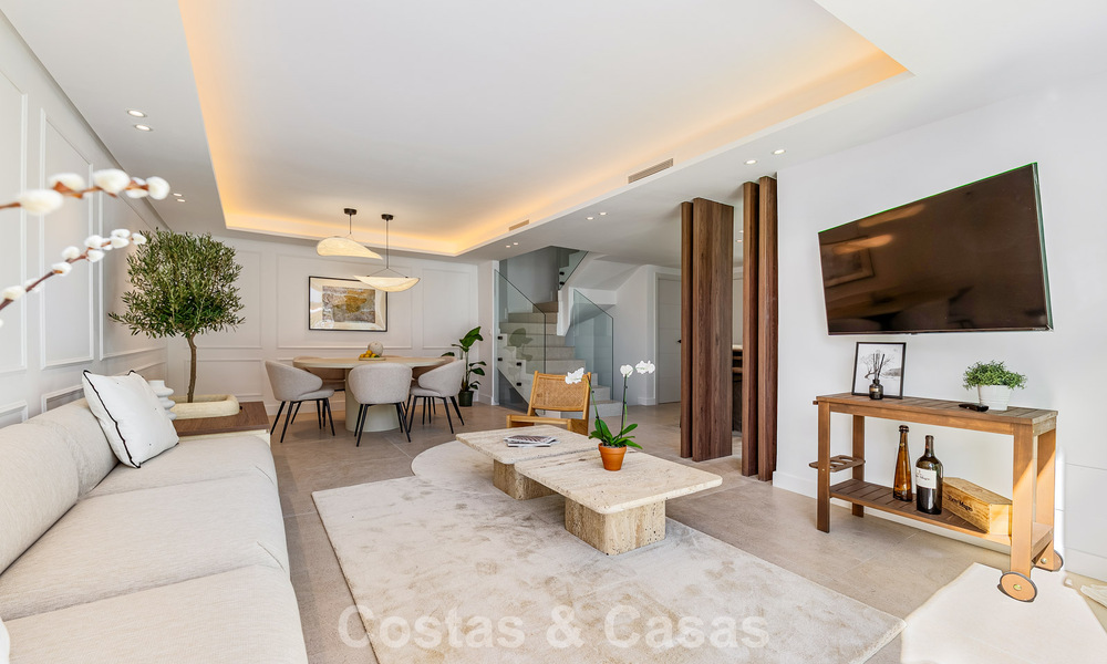 Maison rénovée à vendre sur le Golden Mile, à distance de marche de la plage et de Puente Romano, Marbella 797324