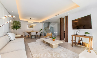 Maison rénovée à vendre sur le Golden Mile, à distance de marche de la plage et de Puente Romano, Marbella 797324 