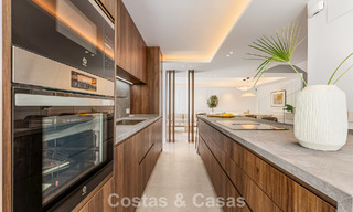 Maison rénovée à vendre sur le Golden Mile, à distance de marche de la plage et de Puente Romano, Marbella 797328 