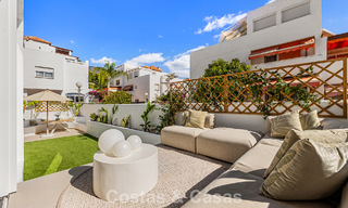 Maison rénovée à vendre sur le Golden Mile, à distance de marche de la plage et de Puente Romano, Marbella 797329 