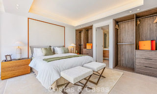 Maison rénovée à vendre sur le Golden Mile, à distance de marche de la plage et de Puente Romano, Marbella 797335 