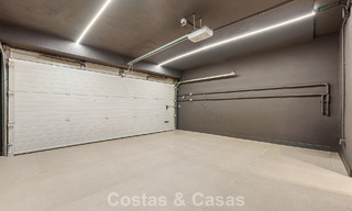 Maison rénovée à vendre sur le Golden Mile, à distance de marche de la plage et de Puente Romano, Marbella 797351 