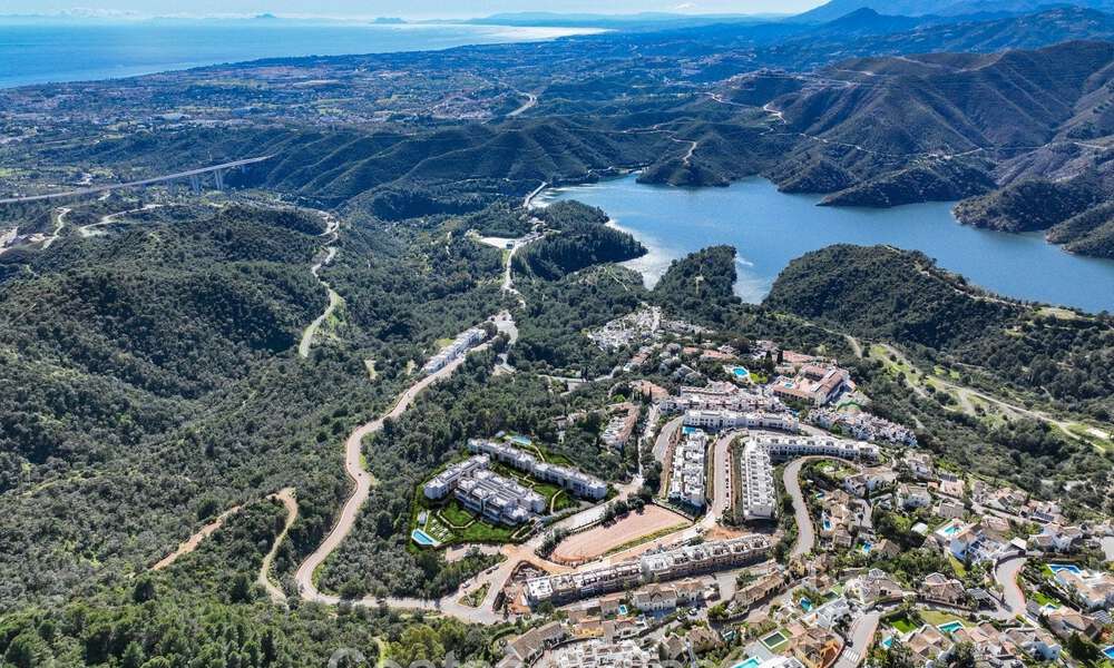 Appartements modernes neufs avec vues spectaculaires à vendre près de Marbella, sur la Costa del Sol 797134