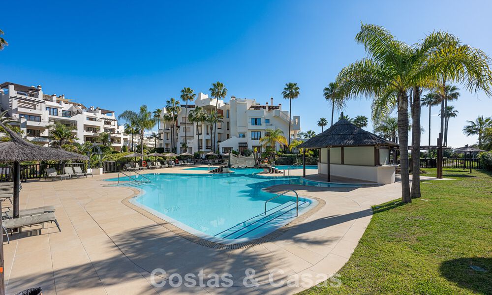 Appartement de luxe avec vue sur la mer en première ligne de plage sur la New Golden Mile entre Marbella et Estepona 797429