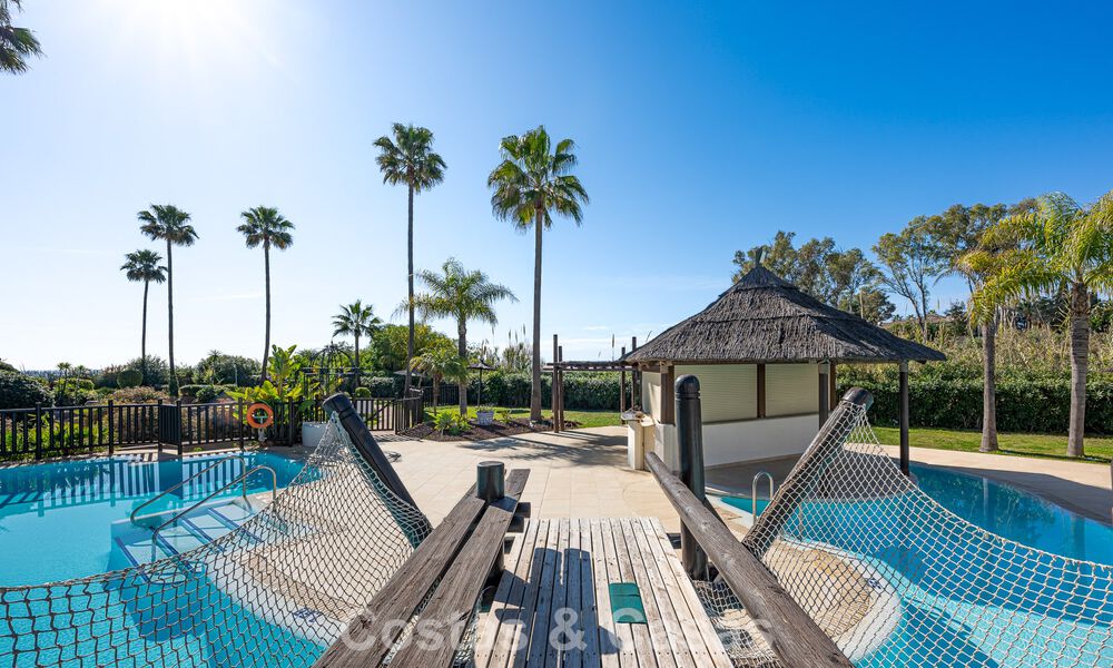 Appartement de luxe avec vue sur la mer en première ligne de plage sur la New Golden Mile entre Marbella et Estepona 797432