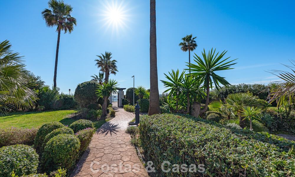 Appartement de luxe avec vue sur la mer en première ligne de plage sur la New Golden Mile entre Marbella et Estepona 797434
