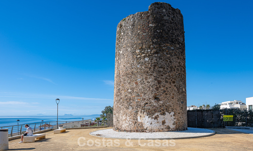 Appartement de luxe avec vue sur la mer en première ligne de plage sur la New Golden Mile entre Marbella et Estepona 797436