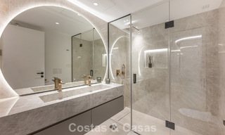 Appartement de luxe avec vue sur la mer en première ligne de plage sur la New Golden Mile entre Marbella et Estepona 797440 