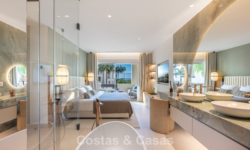 Appartement de luxe avec vue sur la mer en première ligne de plage sur la New Golden Mile entre Marbella et Estepona 797455