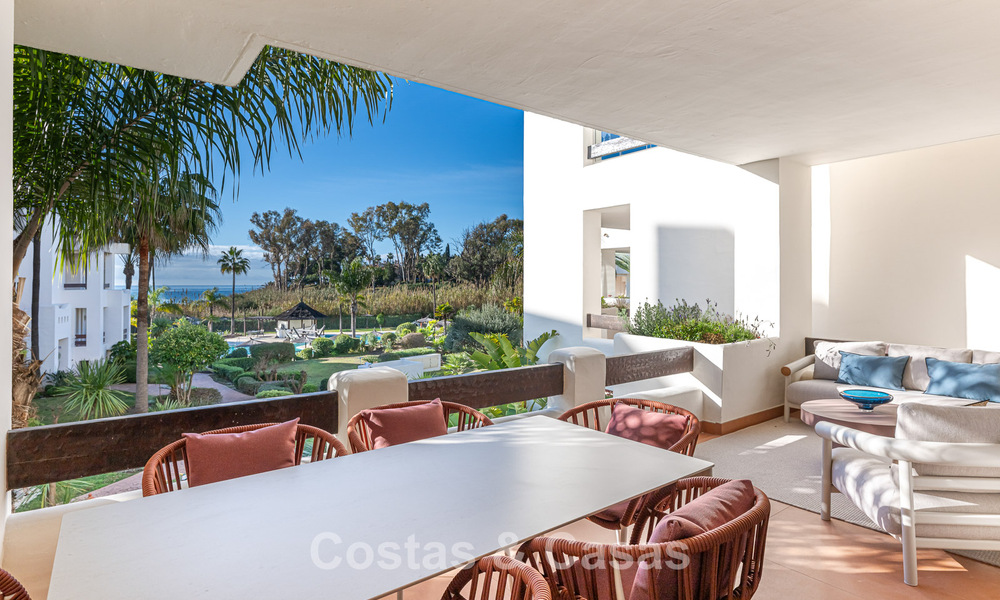 Appartement de luxe avec vue sur la mer en première ligne de plage sur la New Golden Mile entre Marbella et Estepona 797460