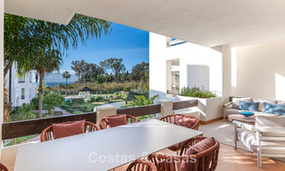 Appartement de luxe avec vue sur la mer en première ligne de plage sur la New Golden Mile entre Marbella et Estepona 797460 